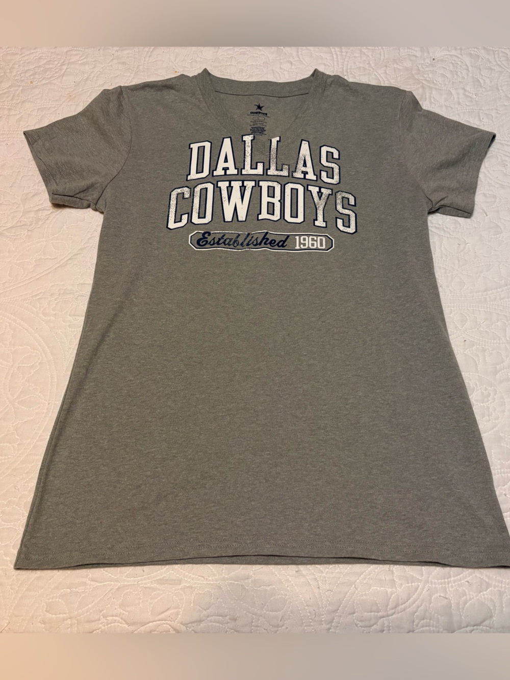 Dallas Cowboys Authentic Apparel Women’s Gray Graphic Tee